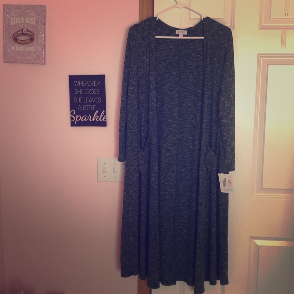 Never been worn dark green lularoe Sarah style